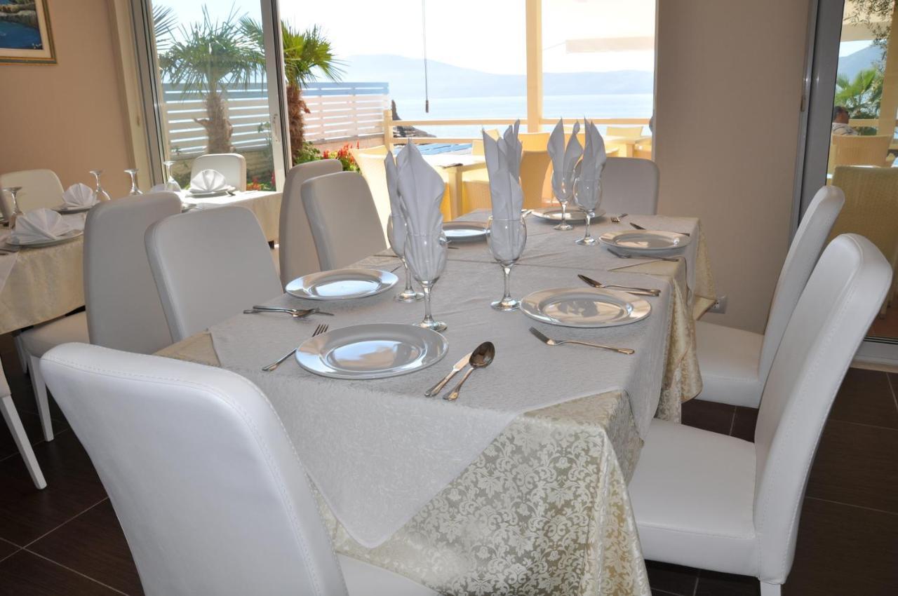 Coral Hotel & Resort Radhime Bagian luar foto